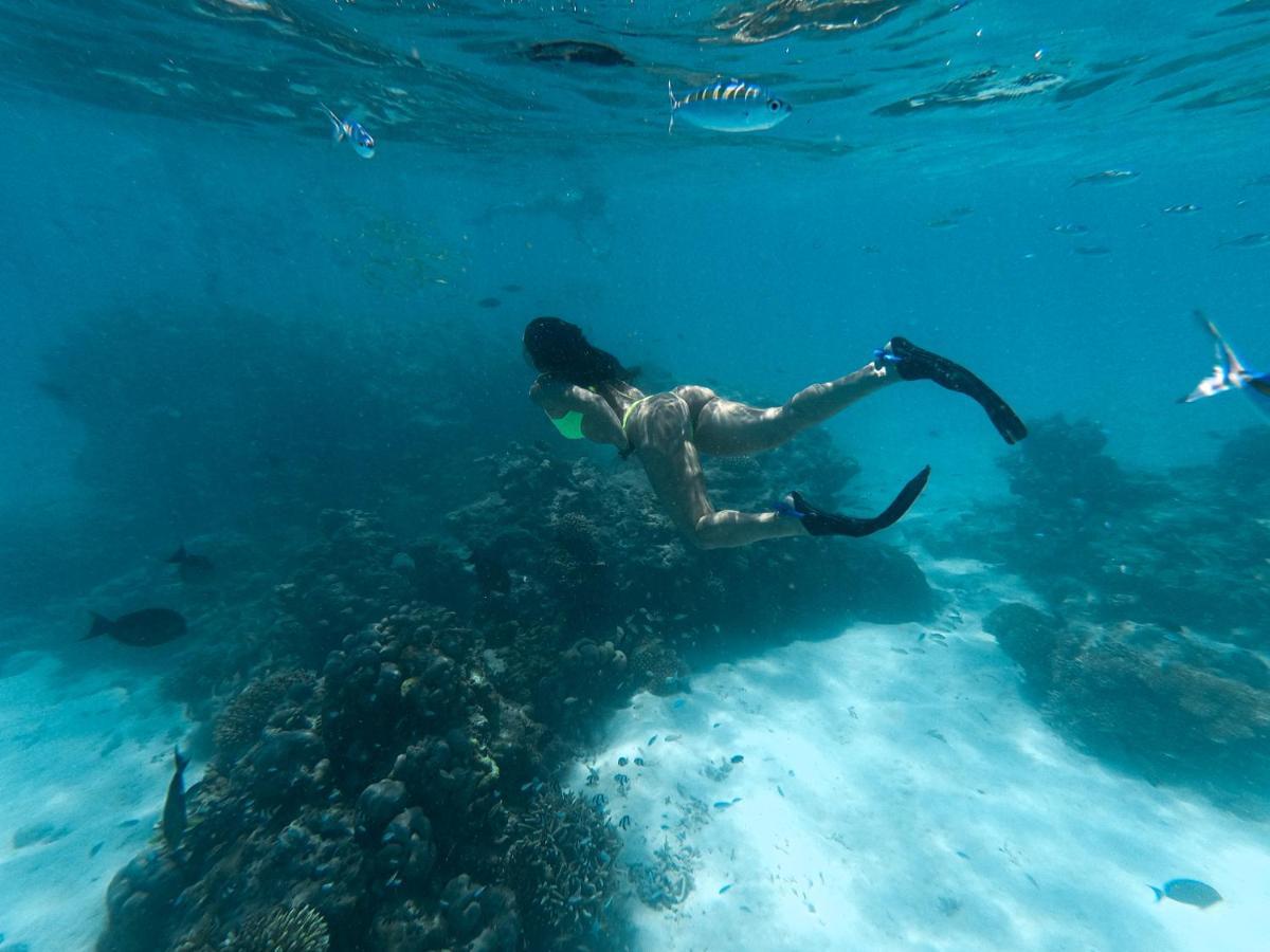 Summer Vibes Beach Front Rasdhoo Esterno foto